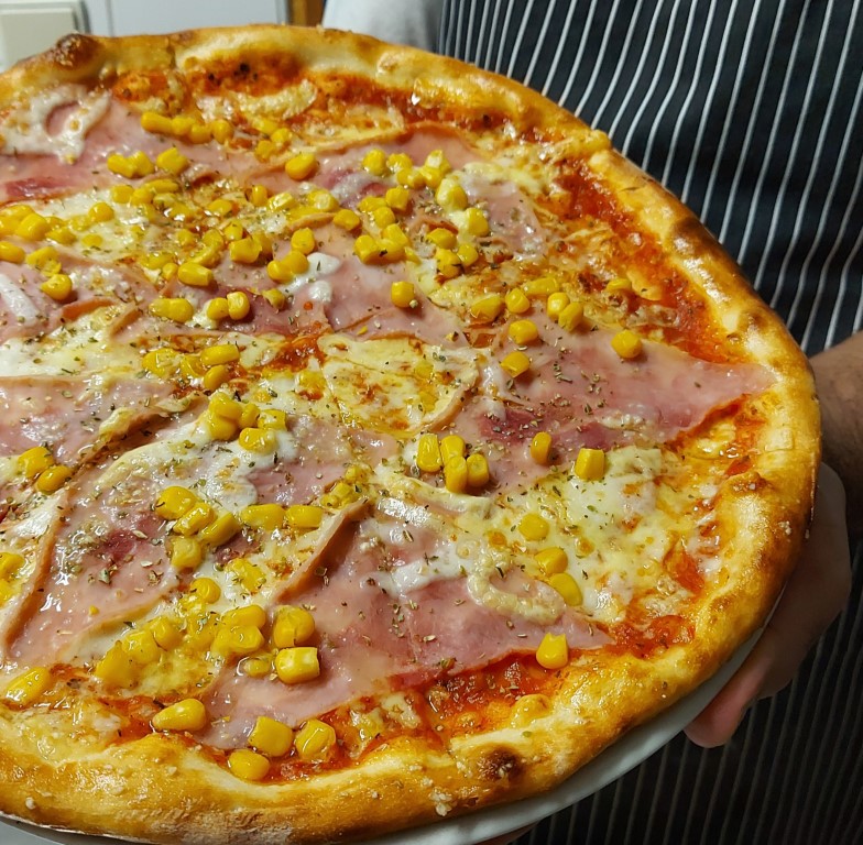 Pizzéria Fontána | 0